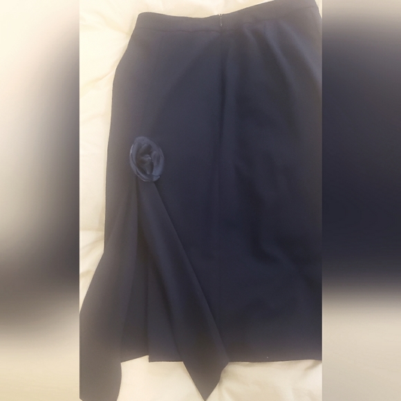 Skirt - Picture 6 of 7